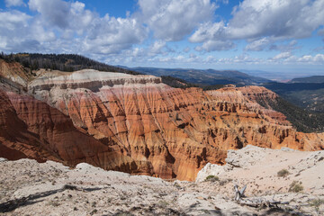 Colorful rock formations at Cedar Breaks National Monument, Utah
