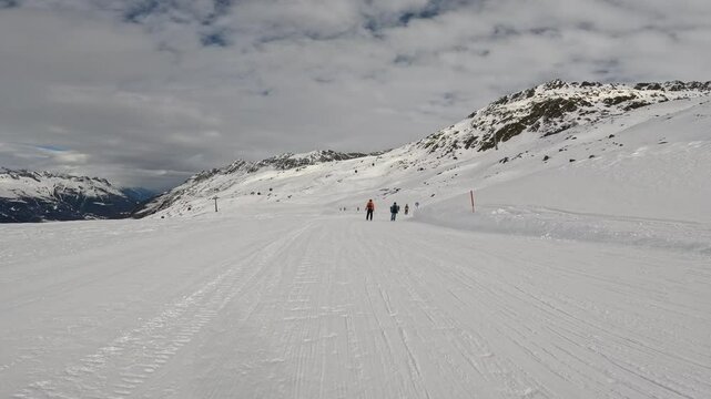 Skiing in sunny weather in S&ouml;lden, Austria on January 12, 2025 in 4k Videos