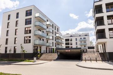 Nowoczesne osiedle mieszkaniowe – elegancka architektura i zielone otoczenie