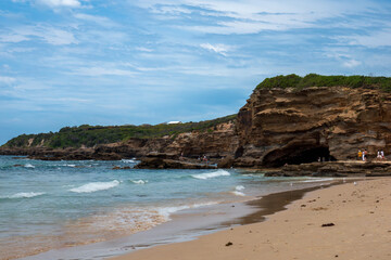 Caves Beach is the name of both a suburb and beach on the Swansea peninsula, roughly 30 kilometers south of Newcastle and just to the east of Lake Macquarie.