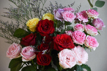 カラフルな花束