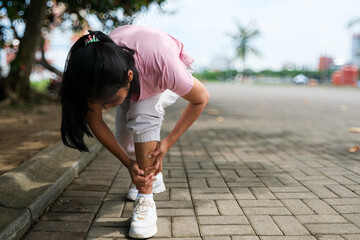 Ankle injury,feeling pain,problems of Anterior Ankle Impingement or Tibialis Anterior...