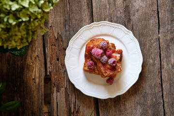 Brioche French Toast with Berries and Cinnamon