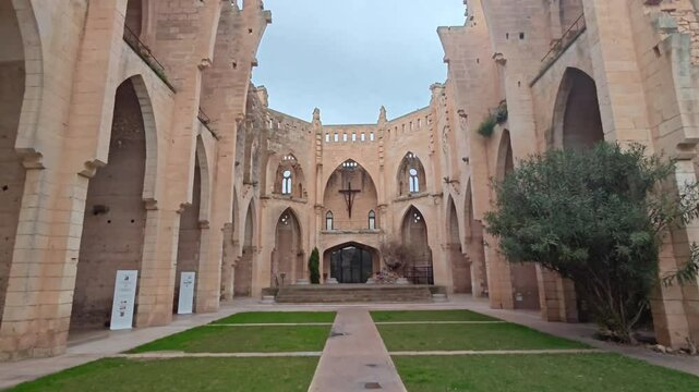esglesia nova de son servera This is a beautiful open-air church in neo-Gothic style