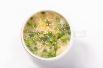 溶き卵と白菜の中華スープ