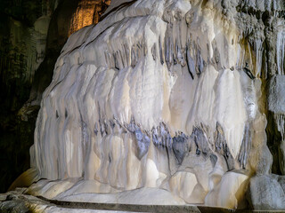 Tropfsteinhöhle