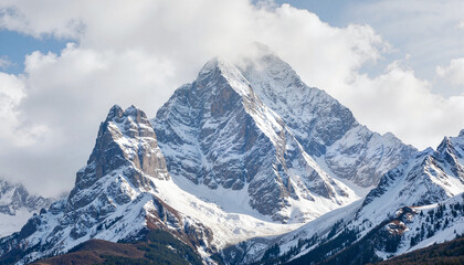 Obraz premium Jagged mountain ridge under dramatic sky, nature's majesty
