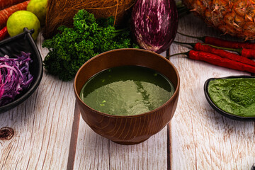 Vegan green cream spinach soup