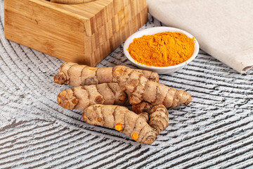 Fresh aroma tumeric roots heap