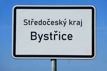 Ortsschild Středočeský kraj Bystřice