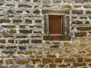 Schäden an der Hauswand