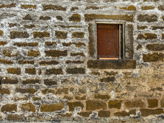 Schäden an der Hauswand