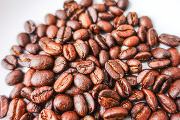 roasted coffee beans background, brown coffee beans.