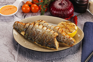 Grilled seabass fillet with lemon