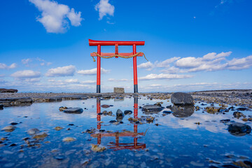 大魚神社の海中鳥居の風景（太良町）