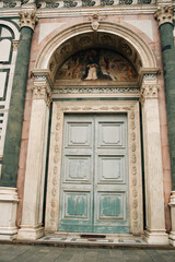 Fototapeta premium wooden textured relief antique doors