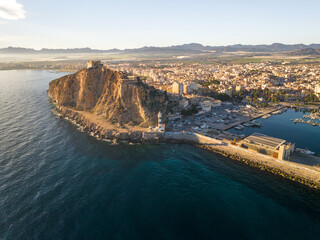 Faro de Aguilas a los pies del Castillo de San Juan, Murcia