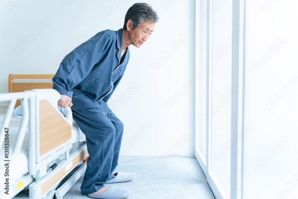 Aufkleber シニア、男性、膝痛、入院、患者、ベッド、介護、高齢者、日本人、立つ、立ち上がる、ひざ、リハビリ、老人、お年寄り、福祉、施設、介護ベッド、病院、寝室、パジャマ、フレイル、ロコモティブシンドローム、DHA、ミドル、60代、50代、中高年、中年、治療、早朝、健康、ヘルスケア、明るい、立ち上がり、筋力、練習、手すり、ADL練習、ライフスタイル、室内、下肢、QOL、ADL、老化、加齢、サプリメント、健康食品