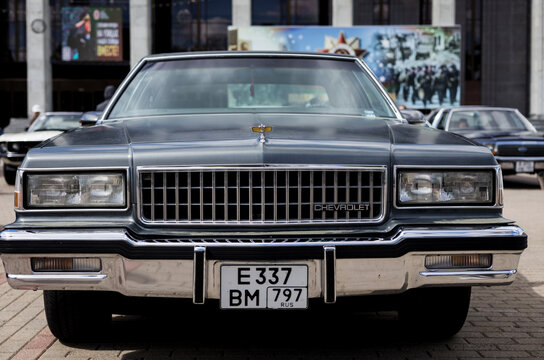  Chevrolet Caprice, front view