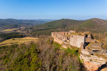 BURGRUINE LINDELBRUNN BEI VORDERWEIDENTHAL / Pfälzerwald / Drohnenaufnahmen