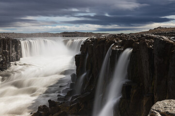 Fototapeta premium Iceland – The Power and Majesty of Dettifoss Waterfall