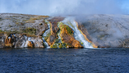 Source chaude du geyser Excelsior