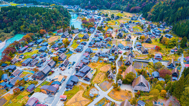 The traditionally thatched houses in Shirakawa-go where is the mountain village among near Gifu, Ishikawa, and Toyama prefecture in autumn, Japan