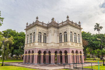 Obraz premium Moorish Pavilion at Park of the Exposition, Lima - Peru