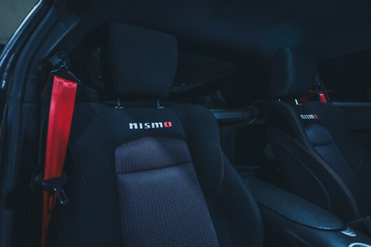 Nissan 370z gismo racing seats in Beaufort, South Carolina, March 4, 2025
