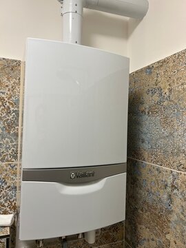 Prague, Czech Republic
January 15, 2025
Vaillant Water Heater
