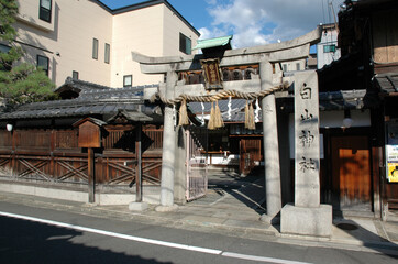 白山神社　京都市中京区上白山町