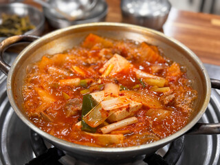 kimchi stew, kimchi, tofu, pot, korean food