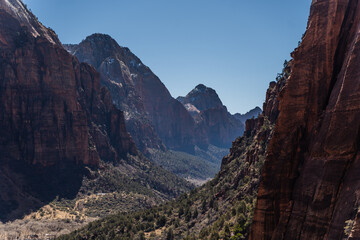 Naklejka premium Scenic lookout in Zion National Park from Angels Landing with sunny clear sky