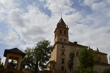 Fototapeta premium Igreja em Granada na Espanha
