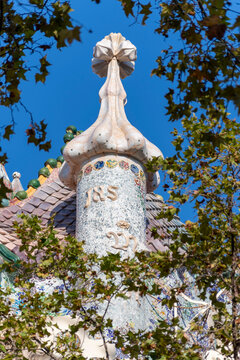 Ornate chimney stack Casa Batll&oacute;, Barcelona, Spain