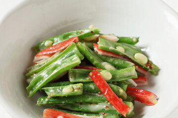 インゲンとカニカマのサラダ