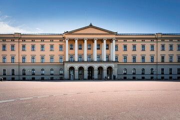 Fototapeta premium The Royal Palace in Oslo, the Official Residence of the Norwegian Monarch