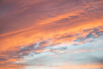 Fototapeta premium bright orange sky in the city