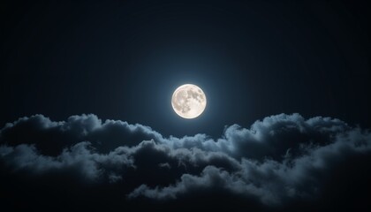 Obraz premium Full Moon Above Dark Clouds in Night Sky, Dramatic Moonlight Scene for Mysterious and Fantasy Backgrounds, Celestial Nightscape