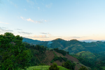 Naklejka premium beautiful mountain hill with sky