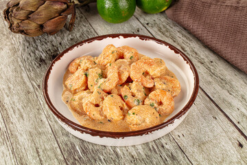 Prawn in white cream sauce