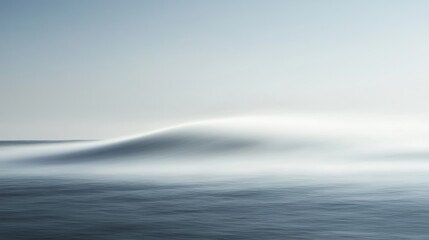 Obraz premium Ocean Veil: Soft Light Over Still Waters 