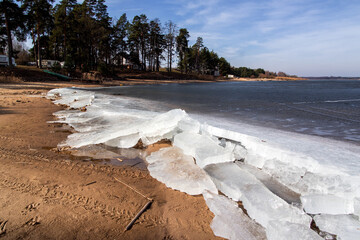 Przedwiośnie nad Zalewem Siemianówka, Podlasie, Polska © podlaski49