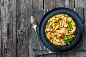 white bean chickpea chili with sausages, zucchini