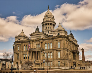Obraz premium Miami Oh, County Courthouse in downtown Troy, Ohio, USA 2025