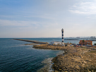 Faro de El Estacio en la Manga del Mar Menor, Murcia, España