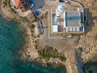 Faro de El Estacio en la Manga del Mar Menor, Murcia, España