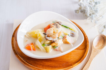 具だくさんのホワイトシチュー