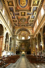 Fototapeta premium ローマの教会の内観