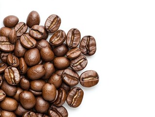 Naklejka premium A small pile of coffee beans isolated on a white background